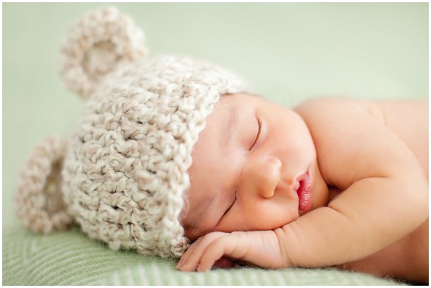Newborn baby photographer in Surrey (1)