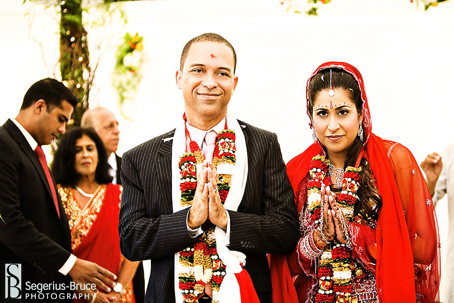 Guests are thanked during hindu wedding