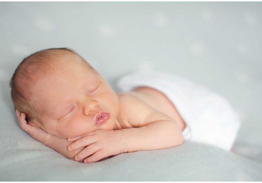newborn-baby-family-photographer-wimbledon-surrey-005