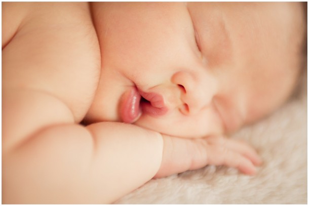 Newborn baby photographer in Surrey and London (17)