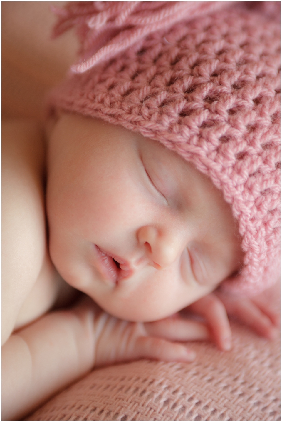 Newborn Baby Photographer in Dorking, Surrey (4)