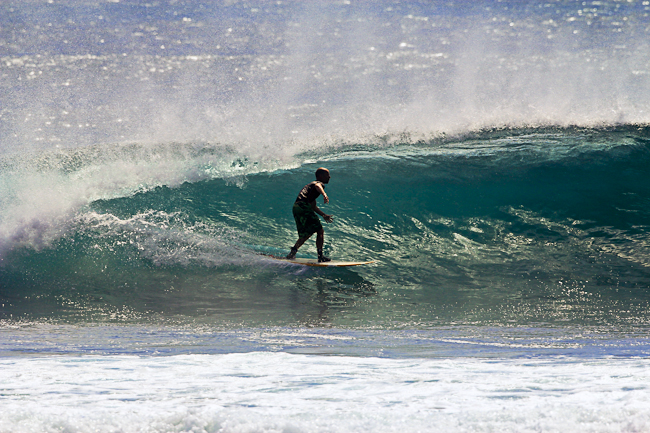 surfing in Bali pictures